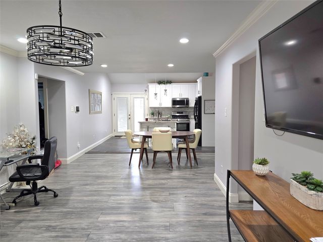 440 Vernet Street, Richardson, TX 75080