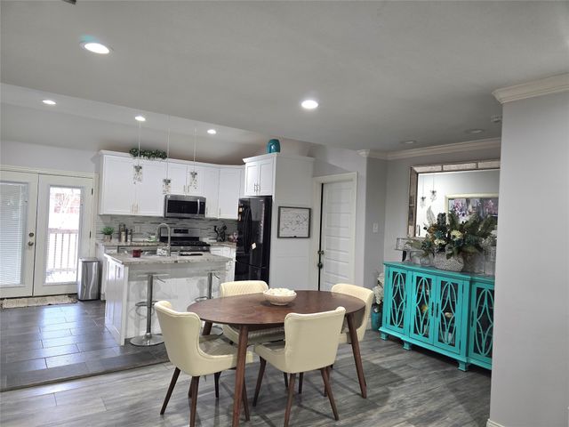 440 Vernet Street, Richardson, TX 75080