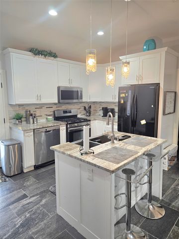 440 Vernet Street, Richardson, TX 75080