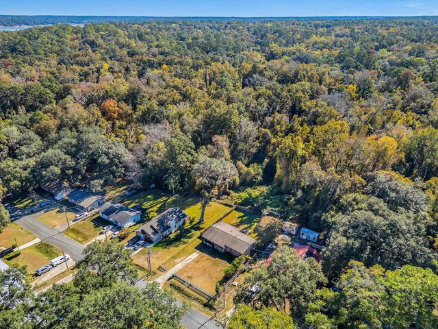 2105 Harriet Drive, Tallahassee, FL 32303