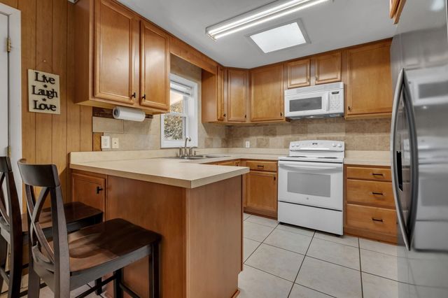 2105 Harriet Drive, Tallahassee, FL 32303