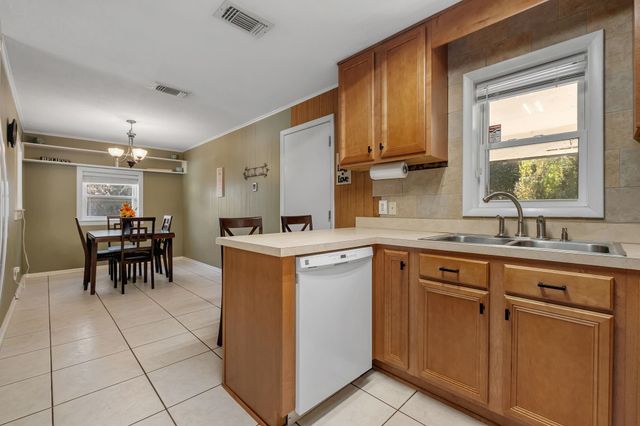 2105 Harriet Drive, Tallahassee, FL 32303