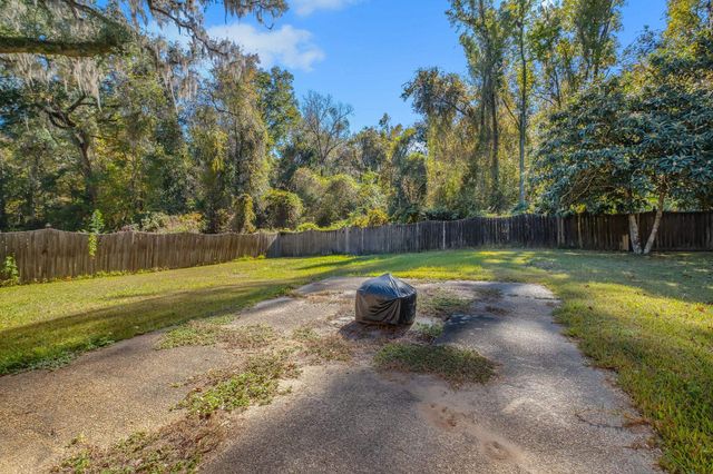 2105 Harriet Drive, Tallahassee, FL 32303