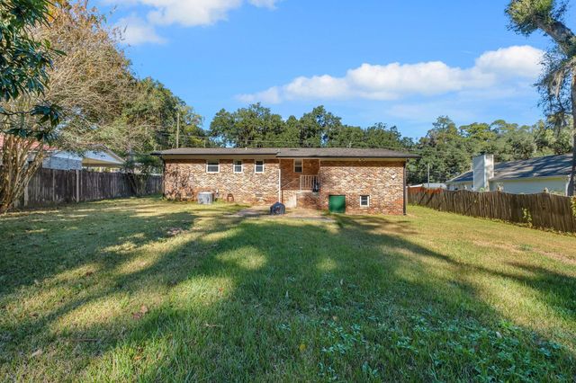 2105 Harriet Drive, Tallahassee, FL 32303