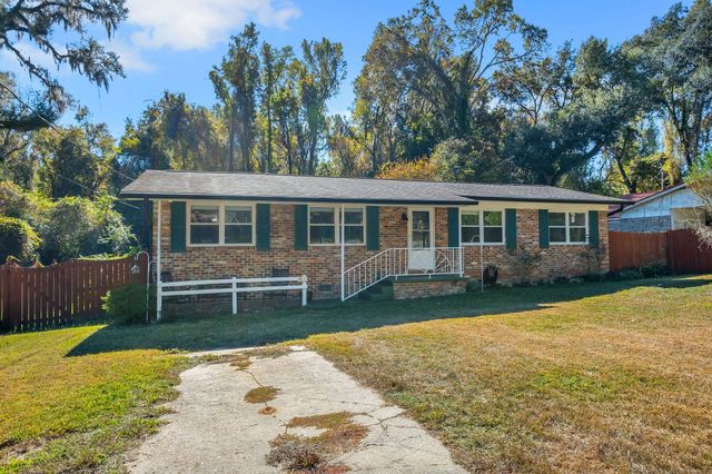 2105 Harriet Drive, Tallahassee, FL 32303