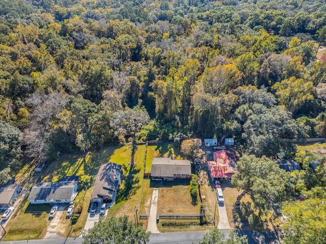 2105 Harriet Drive, Tallahassee, FL 32303