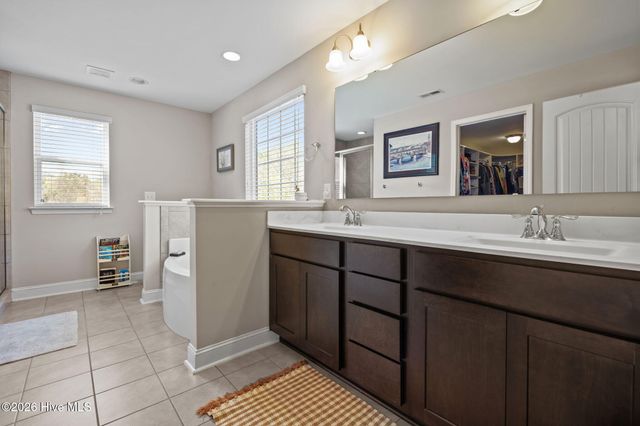 250 Farmhouse Lane, Carthage, NC 28327