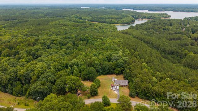 8628 Island Point Road, Sherrills Ford, NC 28673