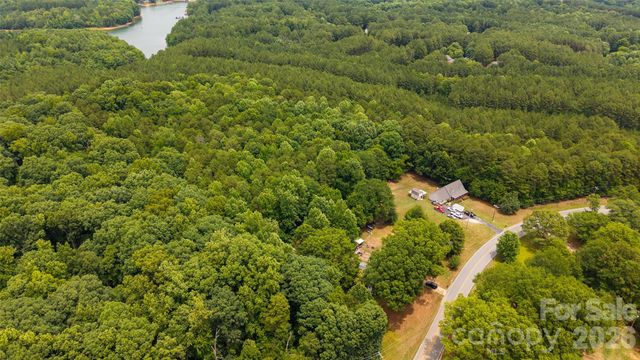 8628 Island Point Road, Sherrills Ford, NC 28673