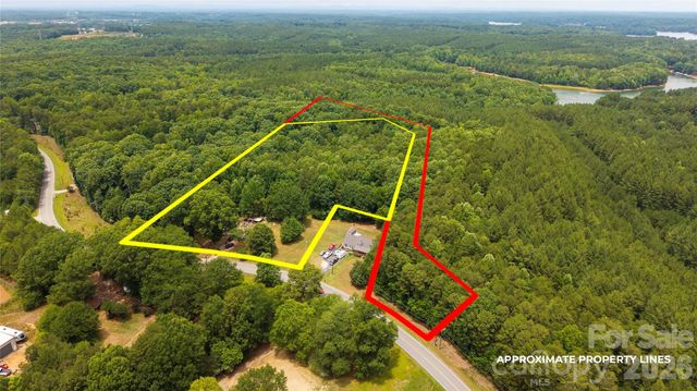 8628 Island Point Road, Sherrills Ford, NC 28673