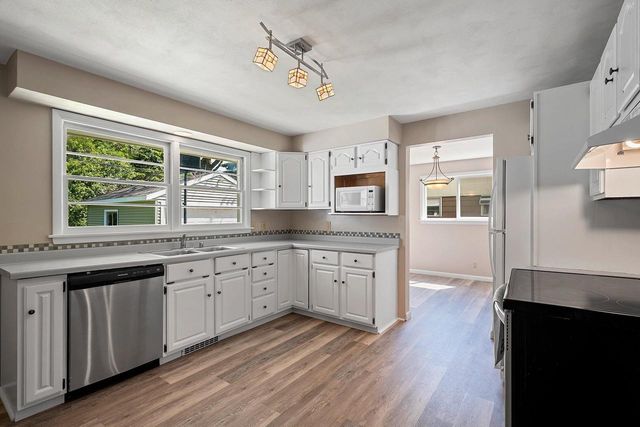 1006 E LINDBERGH STREET, Appleton, WI 54911