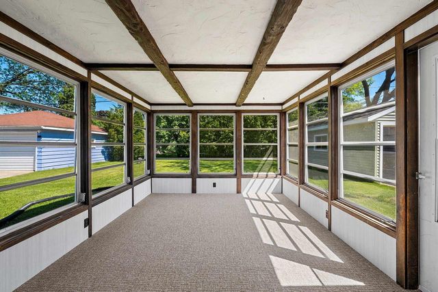 1006 E LINDBERGH STREET, Appleton, WI 54911