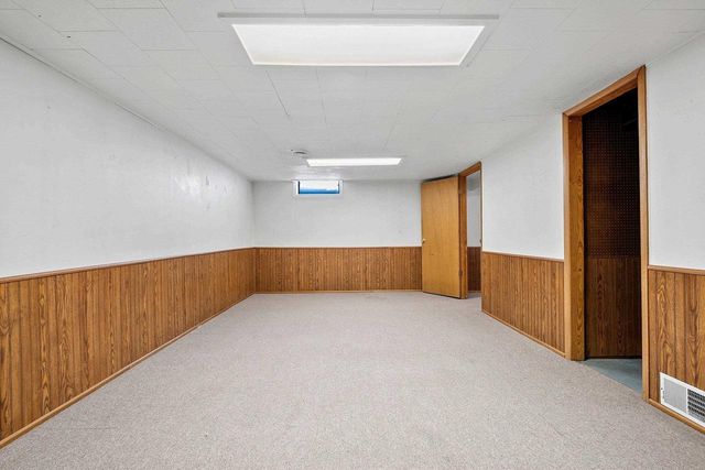 1006 E LINDBERGH STREET, Appleton, WI 54911