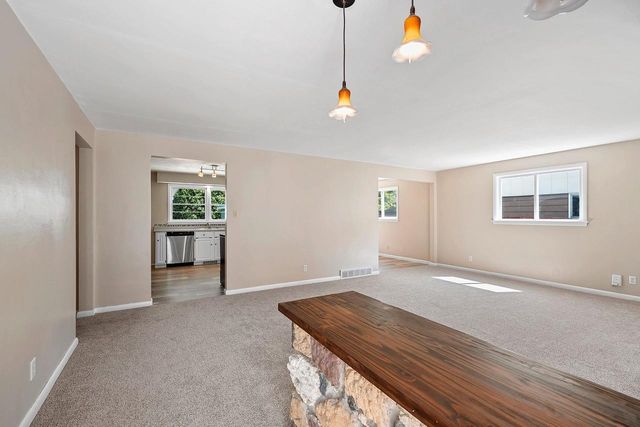 1006 E LINDBERGH STREET, Appleton, WI 54911