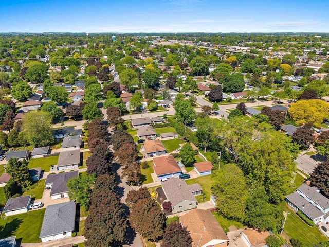 1006 E LINDBERGH STREET, Appleton, WI 54911