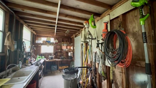16051 NE 71ST STREET, Williston, FL 32696