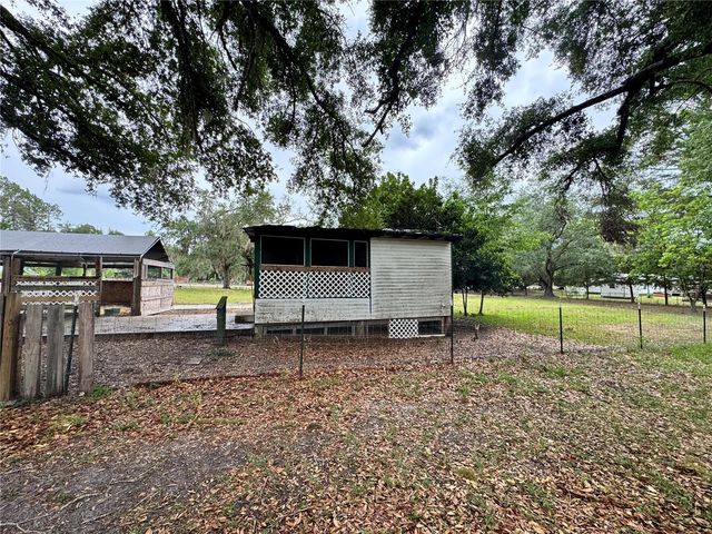 16051 NE 71ST STREET, Williston, FL 32696