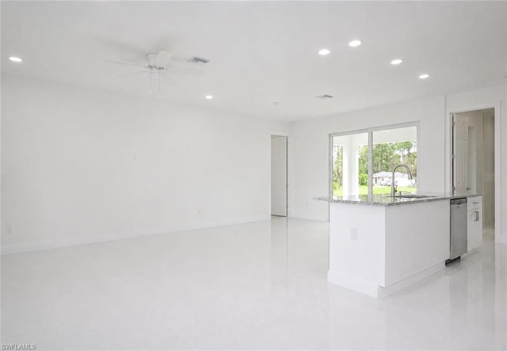 2906 37th ST W, LEHIGH ACRES, FL 33971 — photo 3