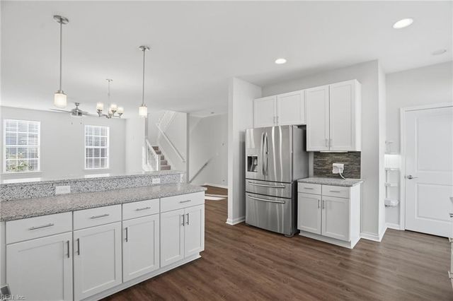 1768 Perla DR, Virginia Beach, VA 23456