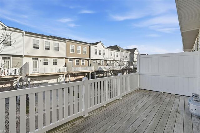 1768 Perla DR, Virginia Beach, VA 23456