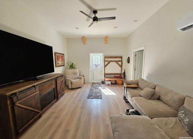 1805 Misty Hollow, New Braunfels, TX 78132