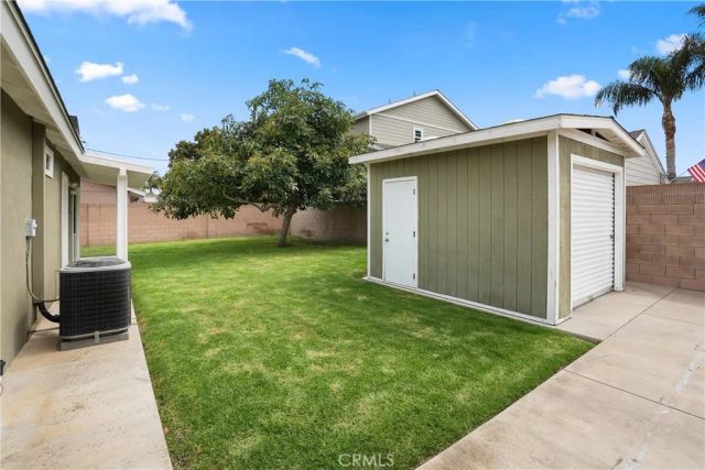 19562 Windward Lane, Huntington Beach, CA 92646