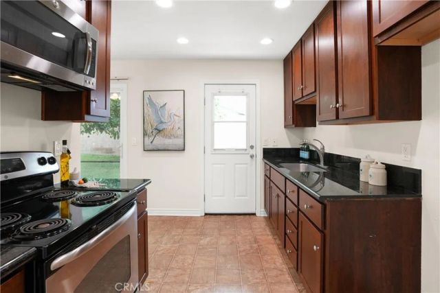 19562 Windward Lane, Huntington Beach, CA 92646