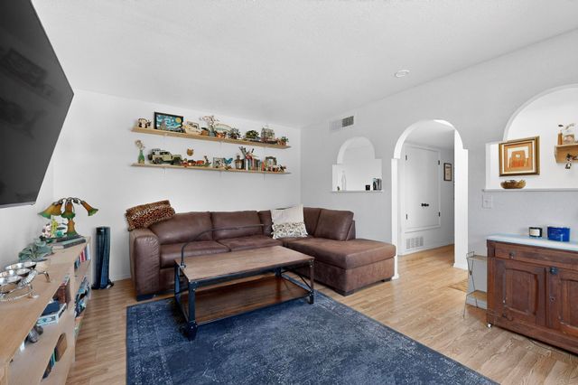 1913 Saturn Court NE, Albuquerque, NM 87112