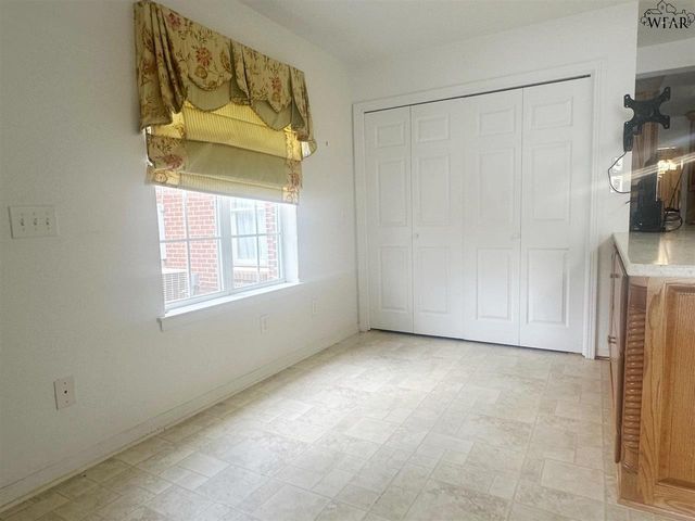 1668 VICTORY AVENUE, Wichita Falls, TX 76301