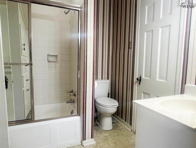 1668 VICTORY AVENUE, Wichita Falls, TX 76301