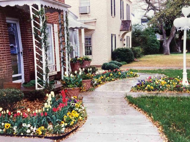 1668 VICTORY AVENUE, Wichita Falls, TX 76301