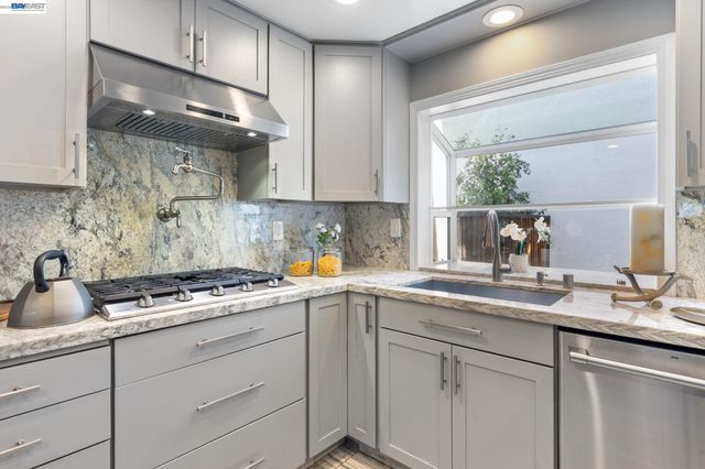 38646 Aurora Ter, Fremont, CA 94536