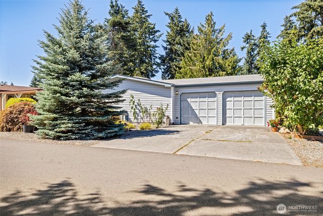 60 Erics Way, Sequim, WA 98382