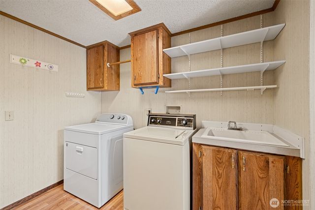 60 Erics Way, Sequim, WA 98382