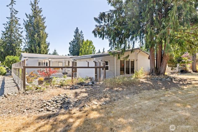 60 Erics Way, Sequim, WA 98382