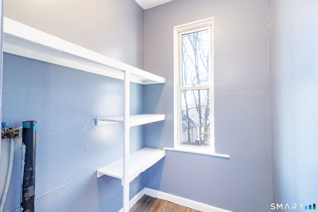 27 Beacon Street, Waterbury, CT 06704