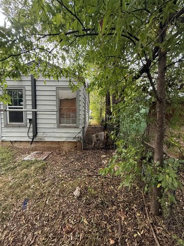 3532 Pioneer Street, Fort Worth, TX 76119