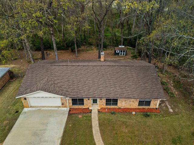 3215 Restview Street, Longview, TX 75605