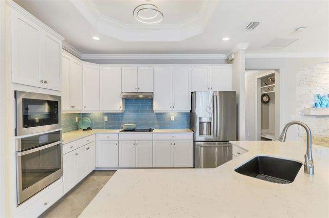 23423 WAVERLY CIRCLE, Venice, FL 34293