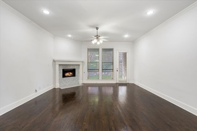 910 Ontzlake Drive, Lewisville, TX 75056