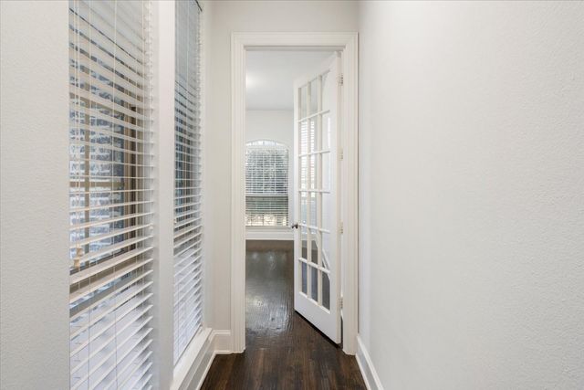 910 Ontzlake Drive, Lewisville, TX 75056