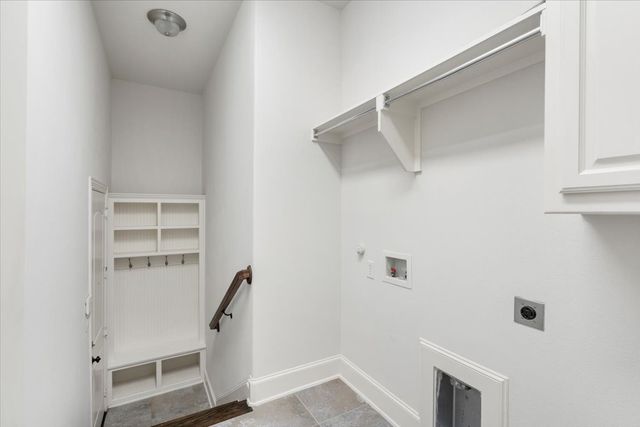 910 Ontzlake Drive, Lewisville, TX 75056