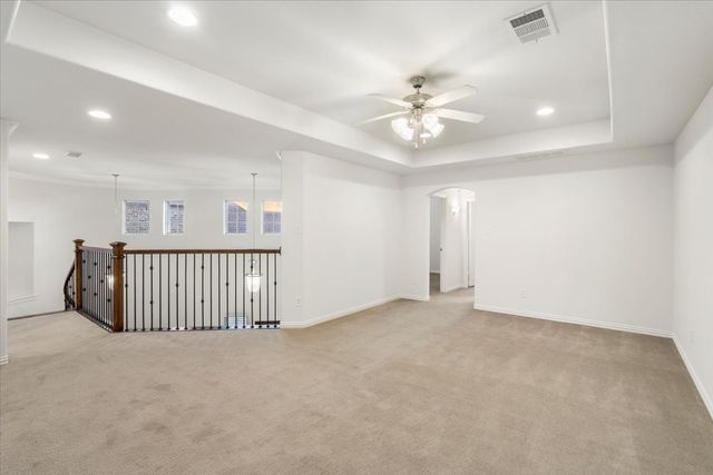 910 Ontzlake Drive, Lewisville, TX 75056