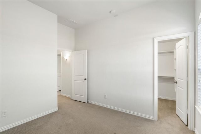 910 Ontzlake Drive, Lewisville, TX 75056