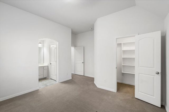 910 Ontzlake Drive, Lewisville, TX 75056