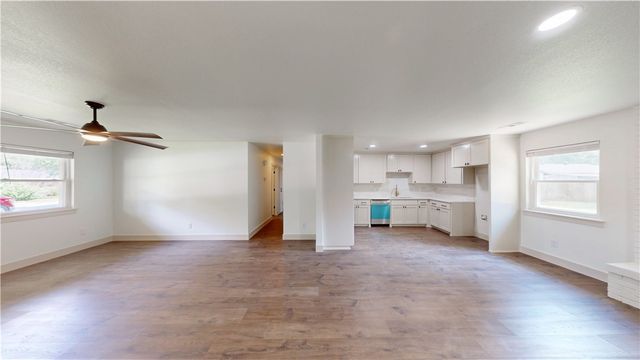 3407 Cheryl Avenue, Springdale, AR 72762