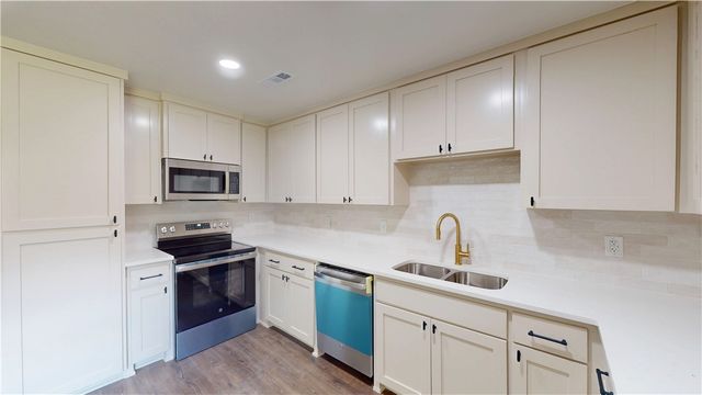 3407 Cheryl Avenue, Springdale, AR 72762