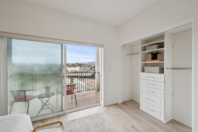 567 Merritt Ave, Oakland, CA 94610