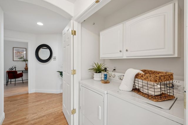 567 Merritt Ave, Oakland, CA 94610