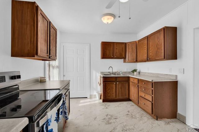 714 College Ave, Canon City, CO 81212